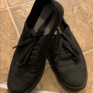 Black shoes.